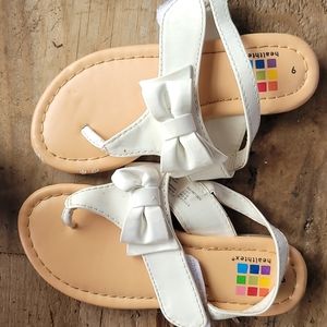 Girls white, healthtex ,sandals 6